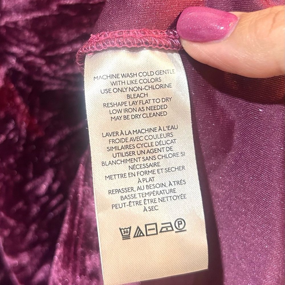 Anthropologie Pilcro Burgundy Velvet Razorback Stretch Tank Top Size S - Picture 9 of 10